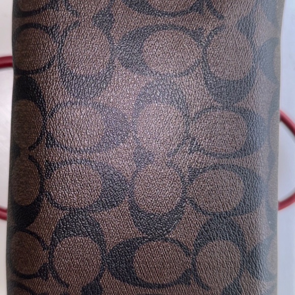 Leather Coach Rowan Satchel Brown crafted Signature-coated canvas lining. - Picture 8 of 12